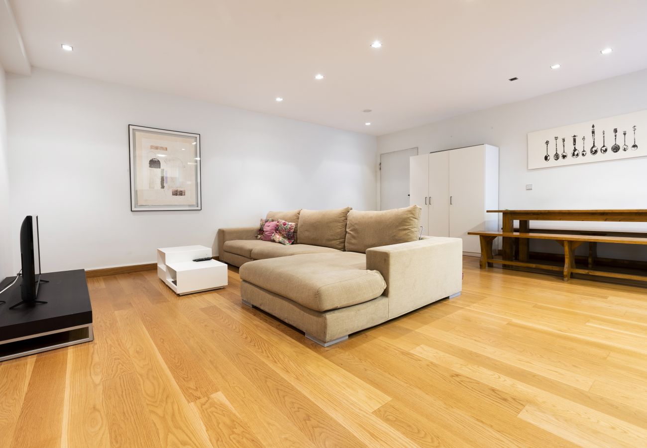 Guadalupe by Basquelidays Guadalupe by Basquelidays